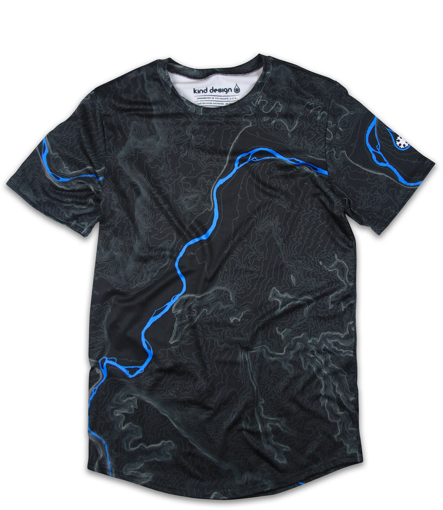 RIVER TOPO TECH TEE